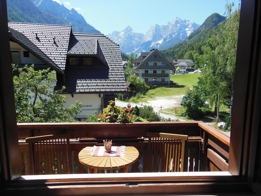 Apartments & Rooms Smucka Kranjska Gora Habitación foto